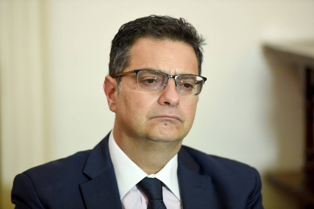 Il-Kelliem tal-Oppożizzjoni għas-Saħħa, Adrian Delia 