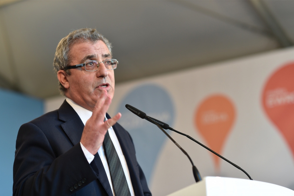 Il-Ministru tal-Edukazzjoni, Evarist Bartolo
