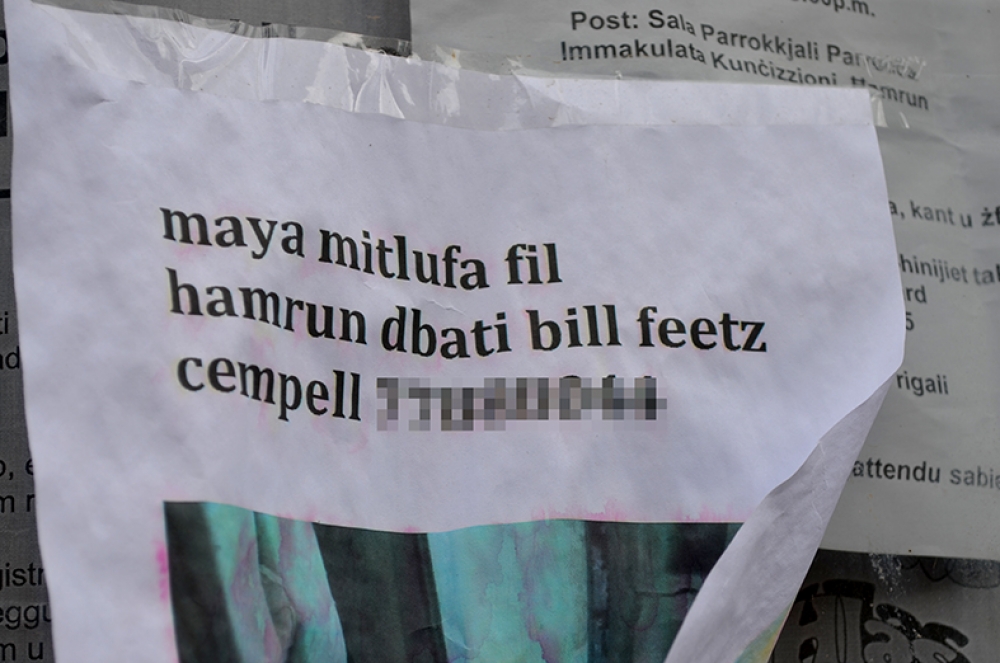Avviż mal-Iskola Primarja tal-Ħamrun. Ritratt John Pisani