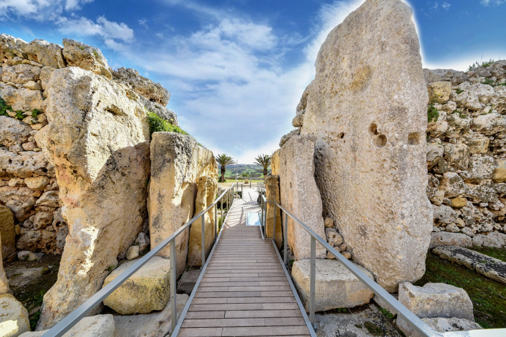 Momentum jikkundanna żvilupp qrib Ġgantija u ssejjaħ għal revoka tad-deċiżjoni