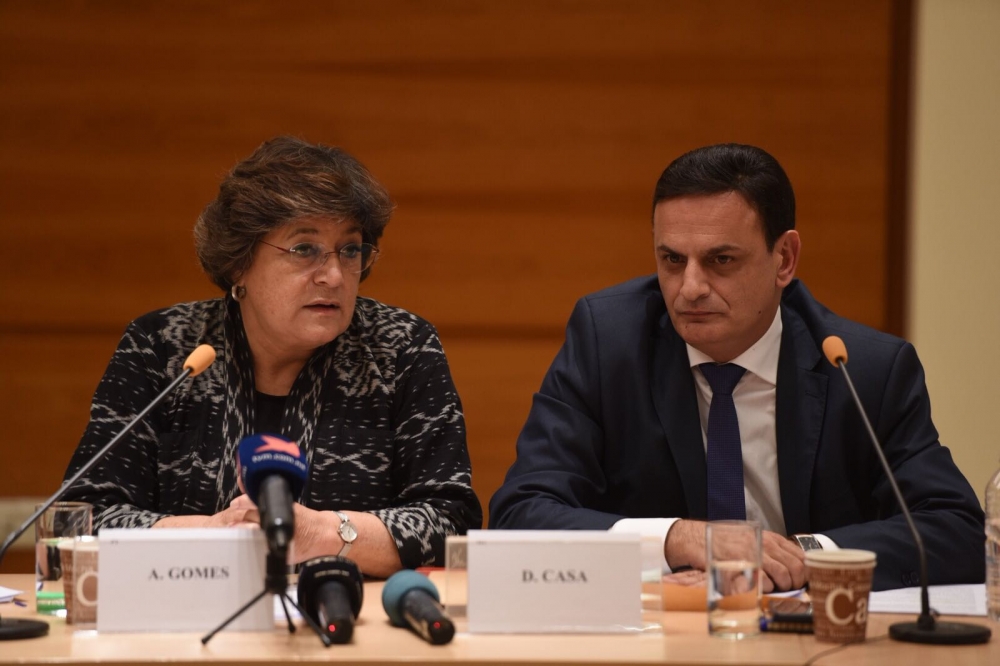 Ana Gomes u David Casa, maġenbha