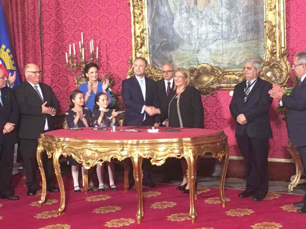 Joseph Muscat jieħu l-ġurament tal-ħatra