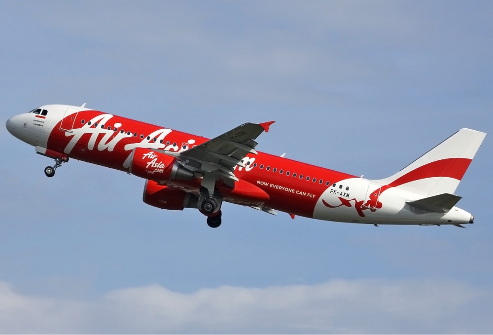 Ikomplu t-tfittxijiet għall-ajruplan tal-AirAsia 