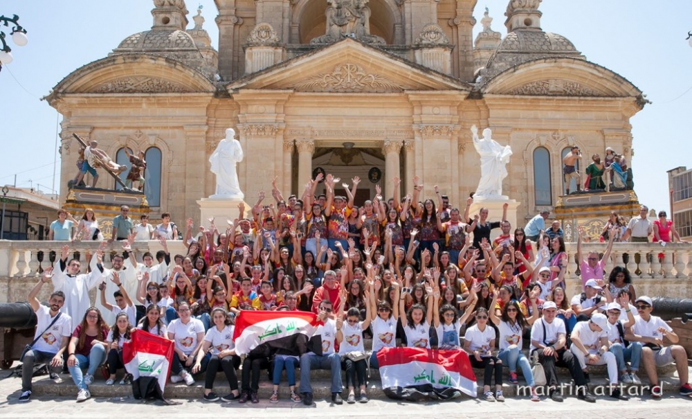 Iż-żgħażagħ Iraqqini ma' dawk tan-Nadur