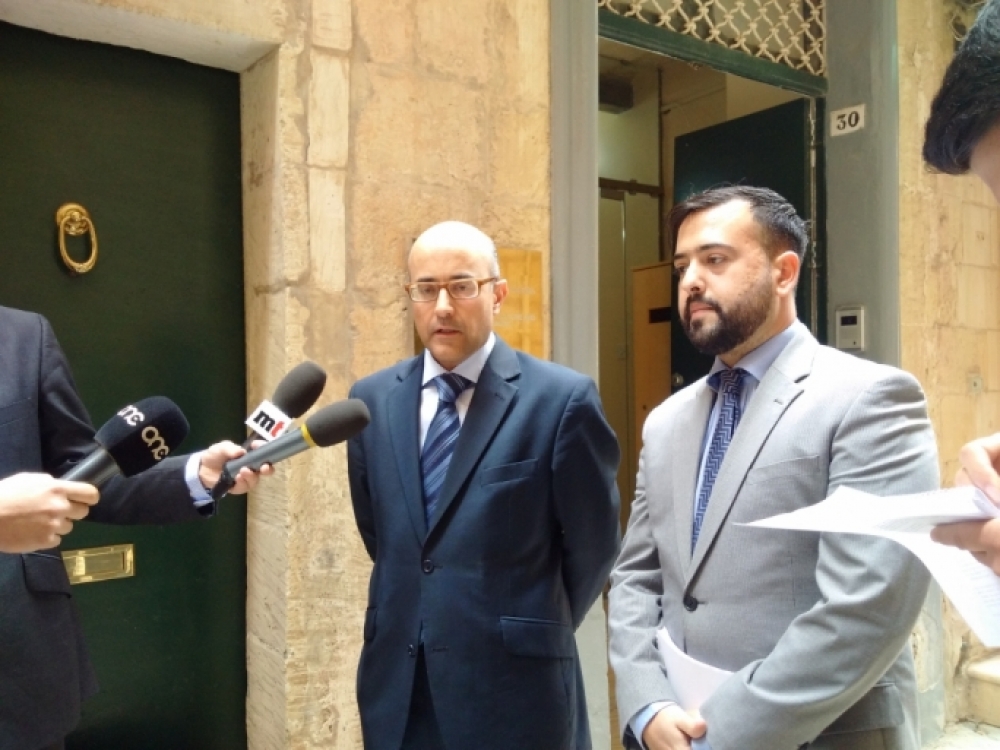 Jason Azzopardi waqt konferenza tal-aġbarijiet