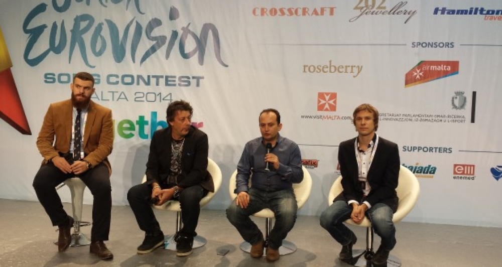 Anton Attard jitkellem waqt il-konferenza stampa