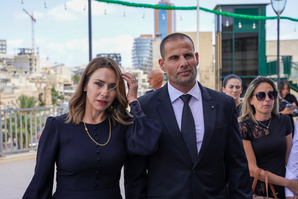 Il-Prim Ministru Robert Abela u martu Lydia. (Ritratti: James Bianchi/ILLUM)