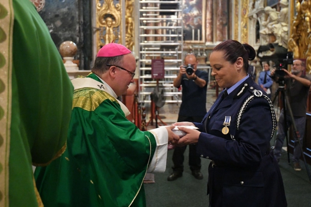 L-Arċisqof Charles J Scicluna jmexxi quddiesa nhar Jum il-Pulizija