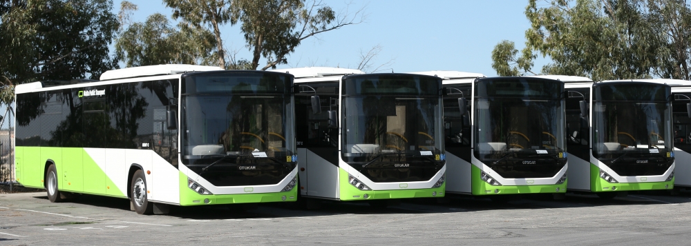 33 karozza tal-linja ġdida