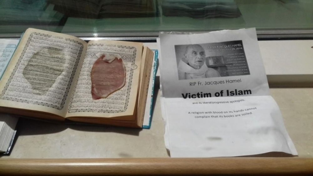 Jinstabu biċċiet ta' bacon qalb il-paġni ta' Koran f'Mater Dei