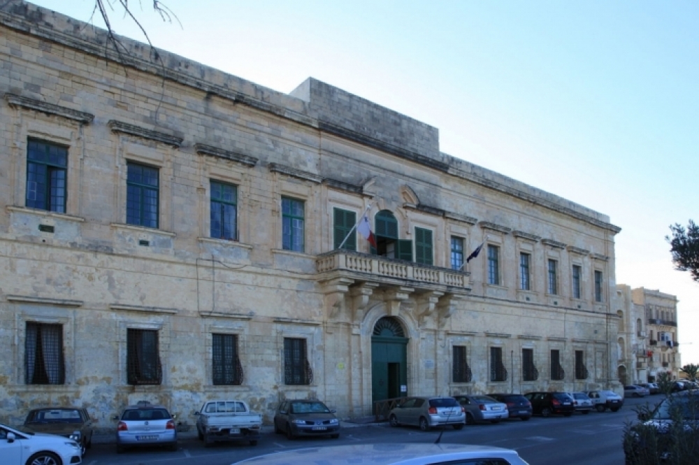 Pastażata oħra fil-Lands...