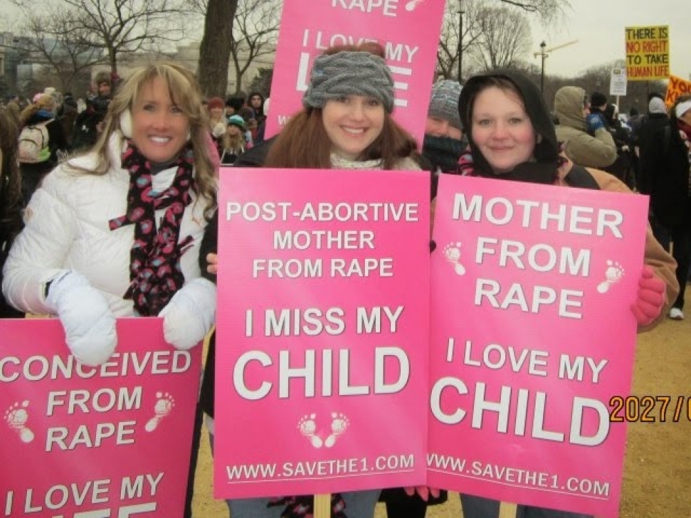 Rebecca Kiessling u Mary Rathke jipparteċipaw fil-March for Life li sar Ruma f’Mejju 2014