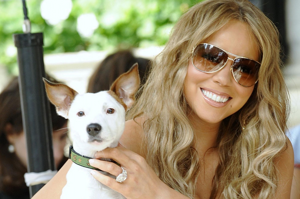Mariah Carey ma' wieħed mill-klieb tagħha