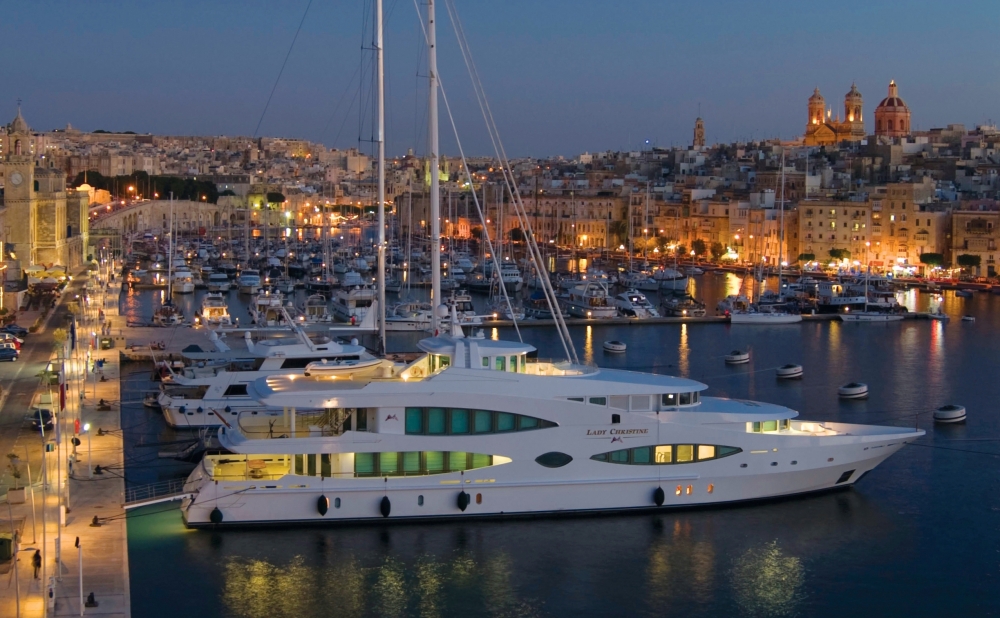 Il-Grand Harbour Marina fil-Birgu