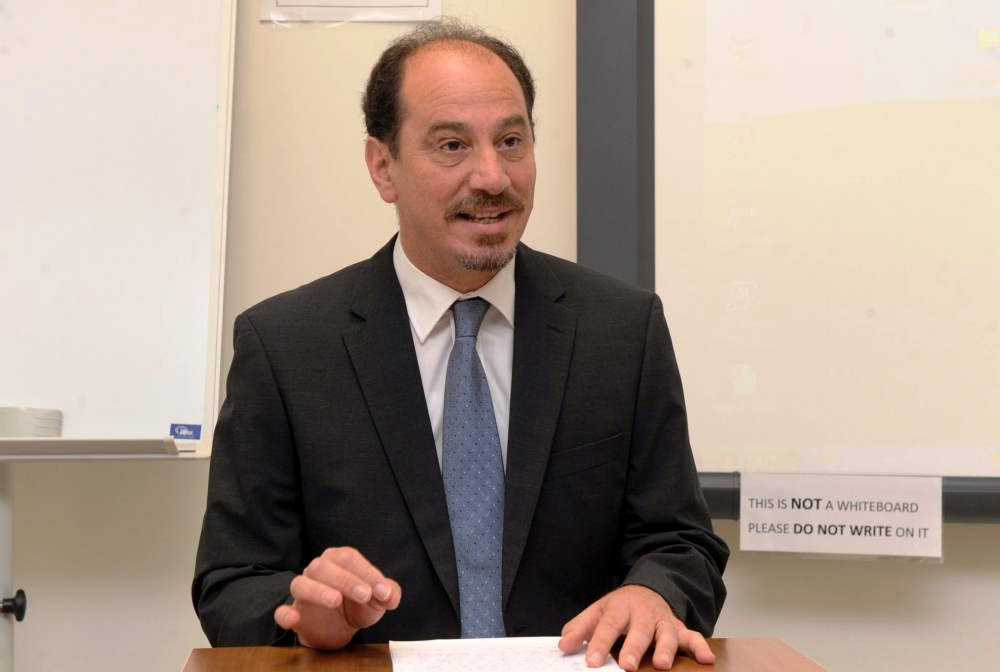 It-tabib Godfrey Farrugia