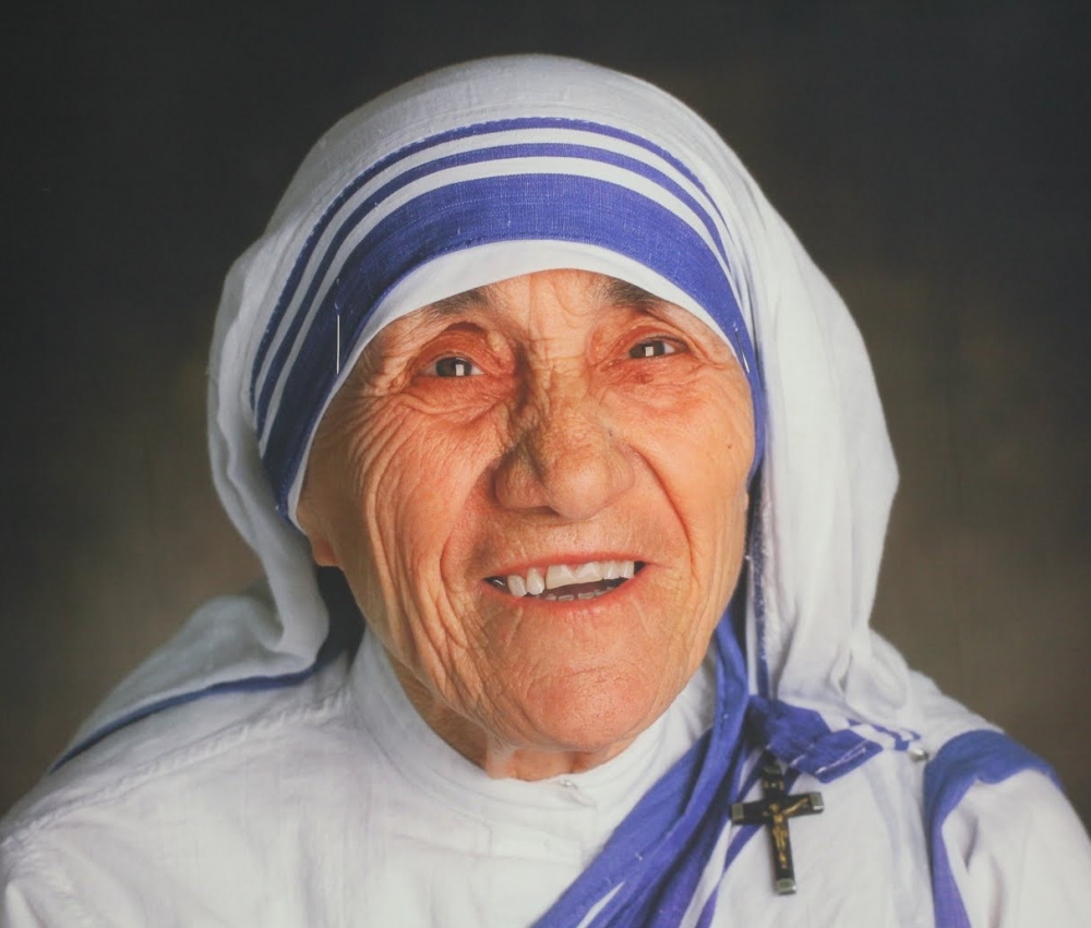 Aktar tard illum, se jkollna l-Santa Madre Tereża