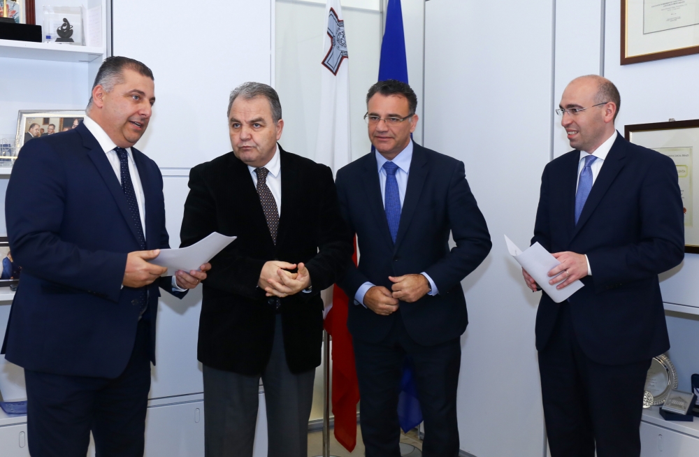 Il-PN iressaq il-mozzjoni dwar il-Kumitati Amministrattivi