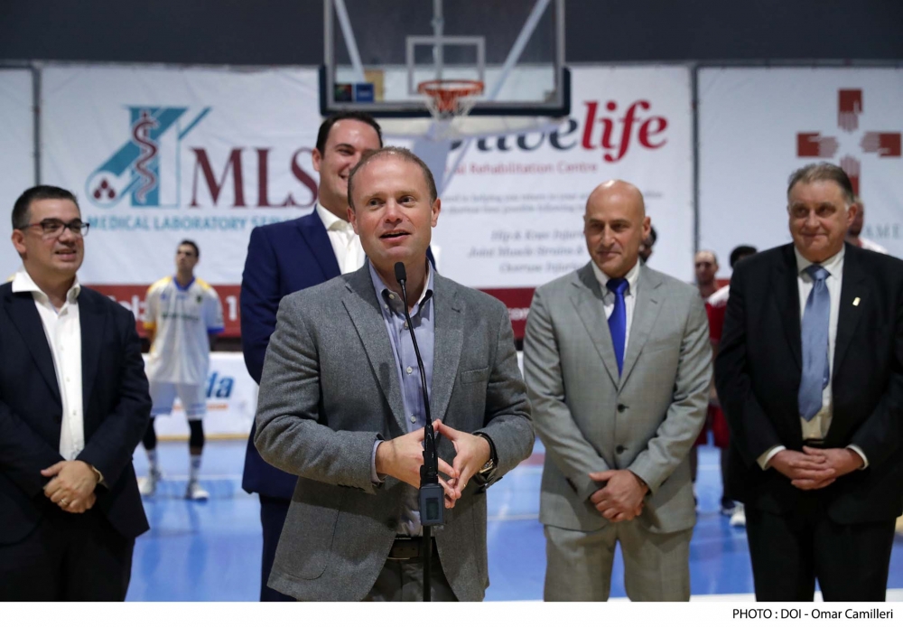 Il-PM Muscat waqt l-inawgurazzjoni tal-Padiljun tal-Basketball