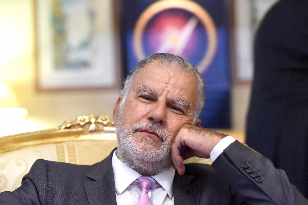 Il-mira ta’ Lowell hija li jkun meqjus bħala t-tielet l-akbar forza fil-pajjiż