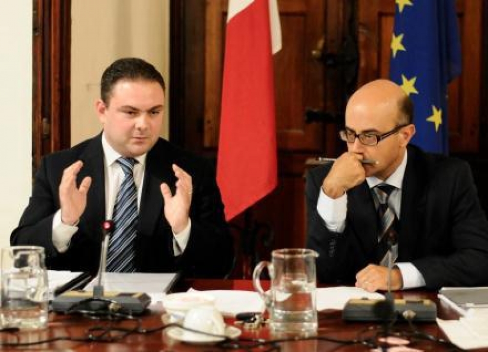 Owen Bonnici u Jason Azzopardi. Ilejla fuq Reporter
