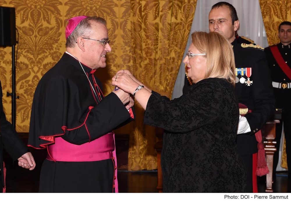 L-Arċisqof Emeritu Pawl Cremona jirċievi r-rikonoxximent mingħand il-President