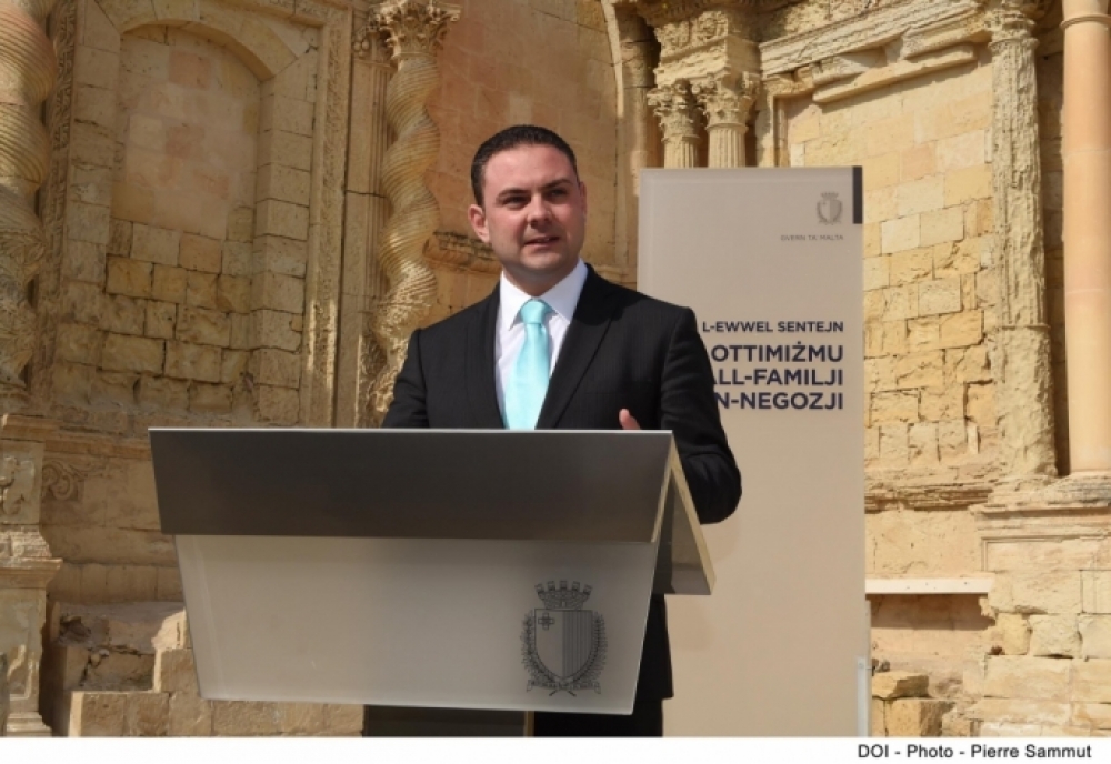 Il-Ministru Owen Bonnici 