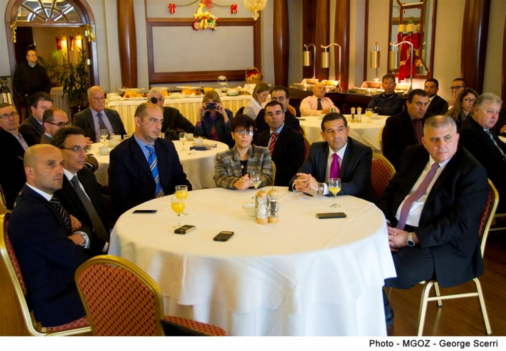  Ic-Ċermen tal-GSB George Fenech, John Borg (Segretarju Permanenti, Mark Cutajar (Kap Eżekuttiv SportMalta, Joyce Farrugia,SEgretarju Parlamentari Chris Agius u l-Ministru Anton Refalo