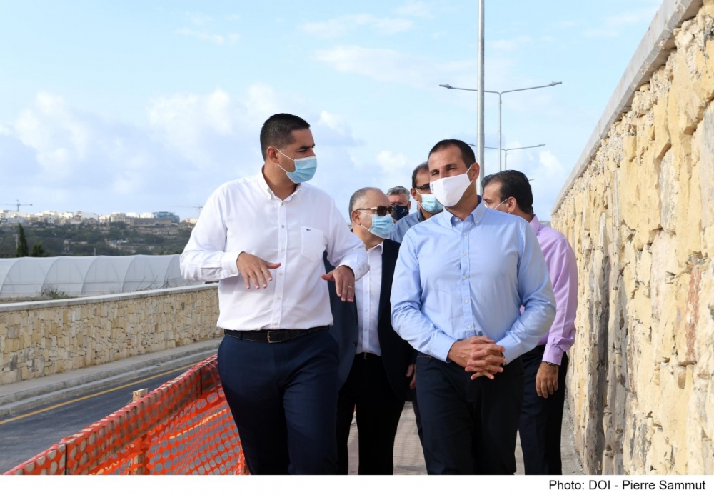 Il-Prim Ministru Robert Abela u ħdejh il-Ministru Ian Borg