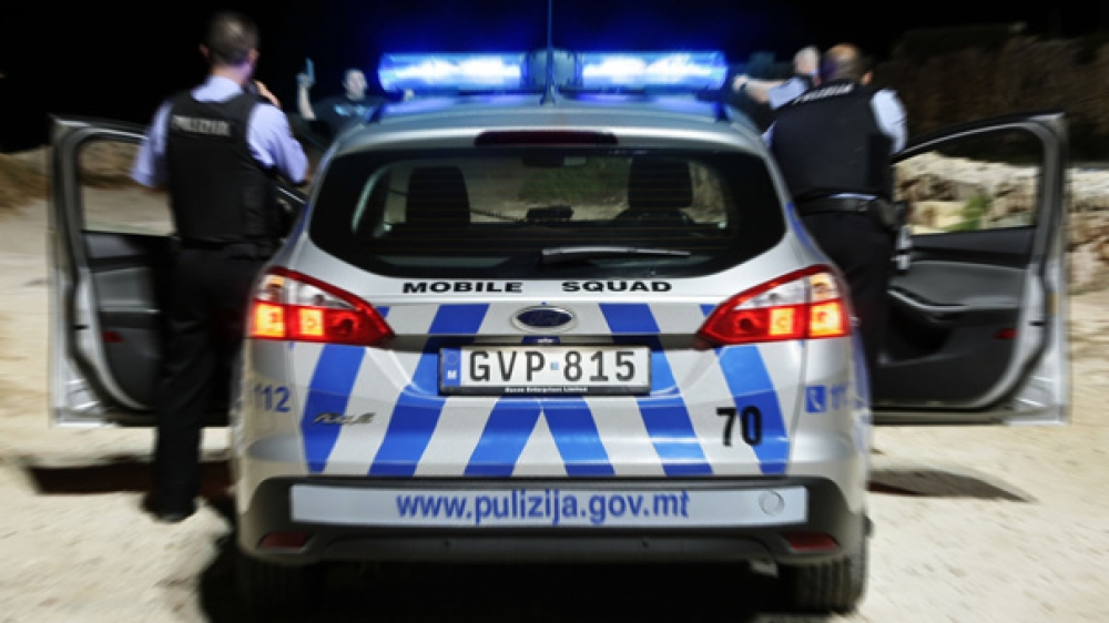 Jitħallsu b’rata fissa li mhijiex l-istess waħda li bih jitħallas l-overtime