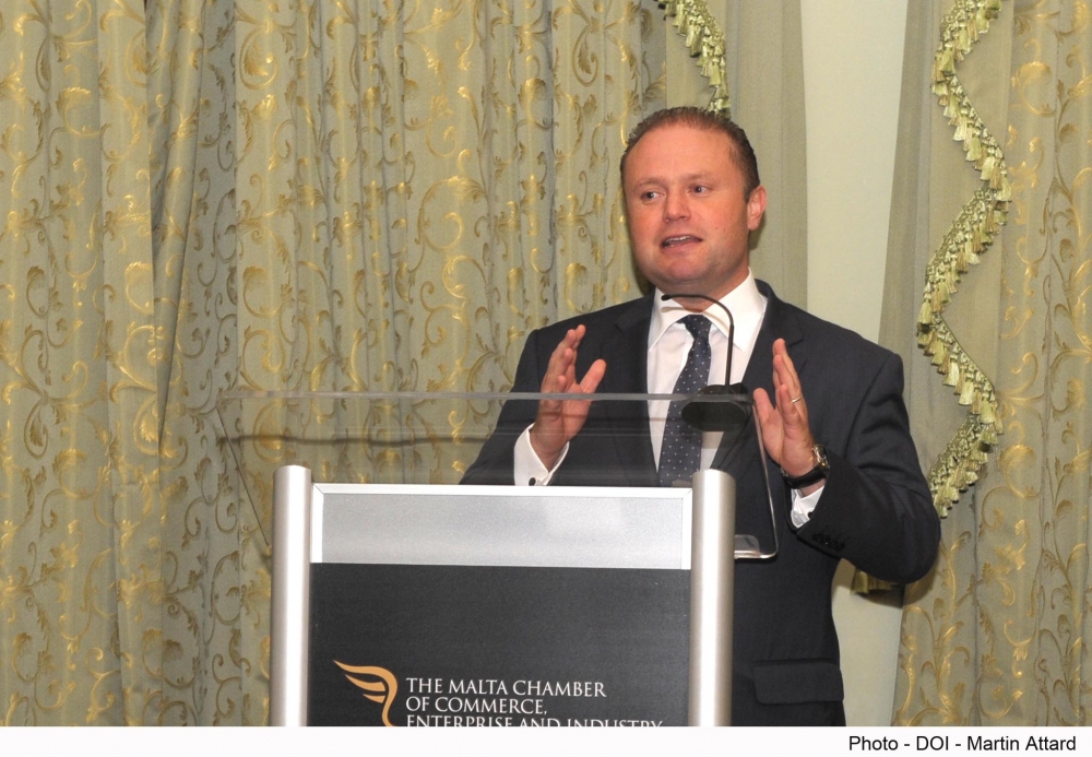 Joseph Muscat jindirizza laqgħa mal-membri tal-Kamra tal-Kummerċ