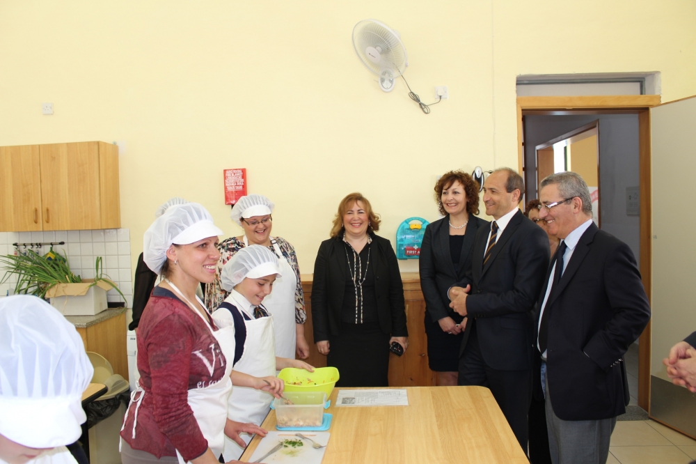 Kampanja għal ikel bnin fl-iskejjel