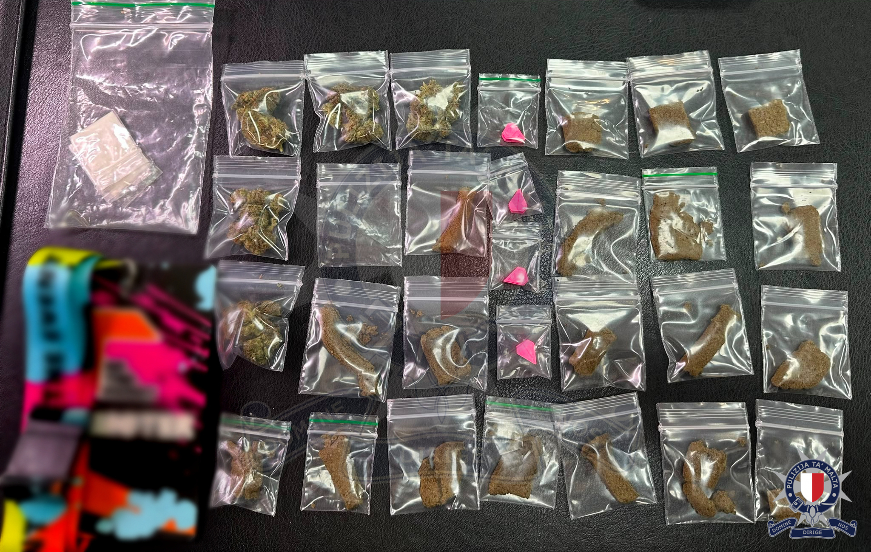 Tliet irġiel arrestati f'żewġ operazzjonijiet separati kontra t-traffikar tad-droga