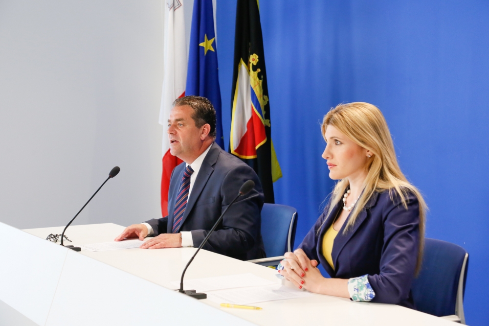 Beppe Fenech Adami u Kristy Debono jitolbu s-sosspensjoni ta' Alfred Mifsud
