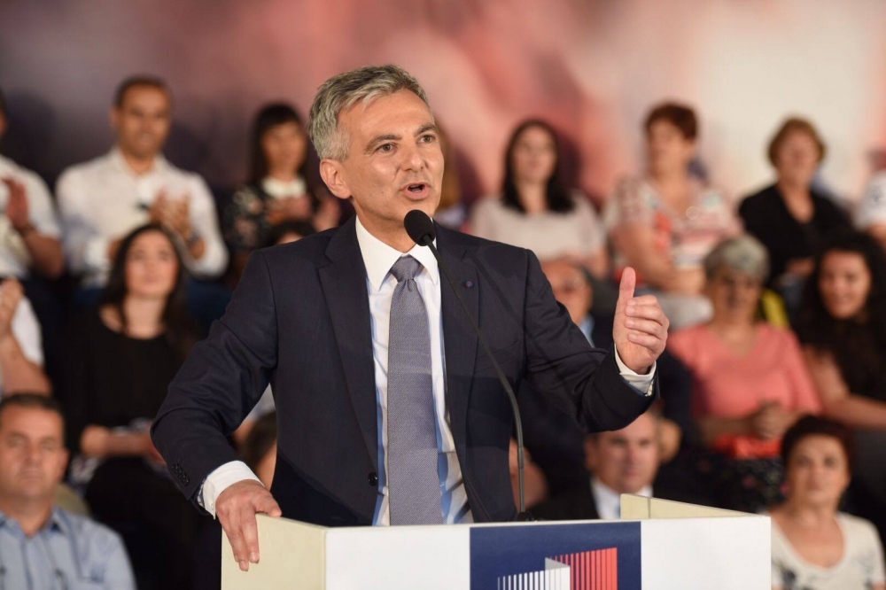 Simon Busuttil  fil-Mosta | Ritratt james Bianchi