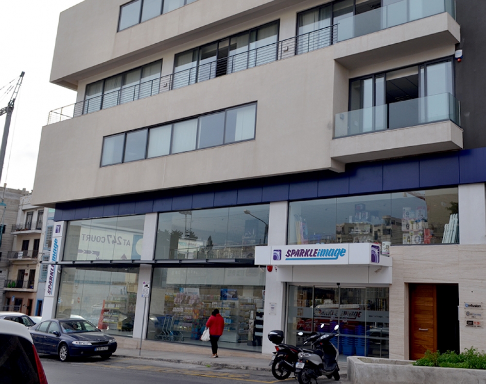 L-istabbilment ta' Sparkle Image fil-Gżira. Ritratt John Pisani
