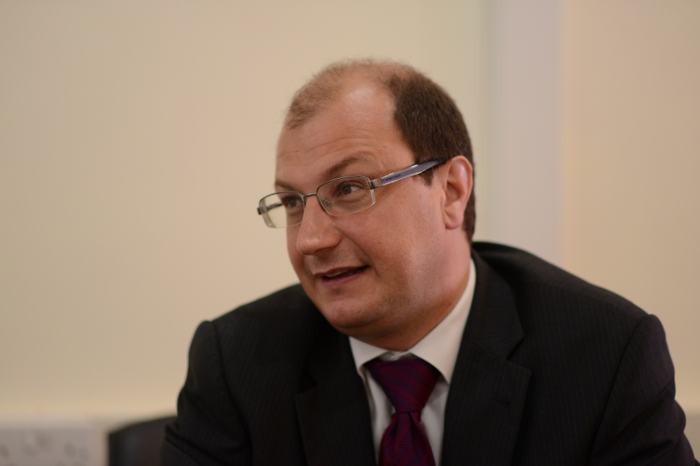 Stefan Zrinzo Azzopardi, kien elett mill-Ħames Distrett