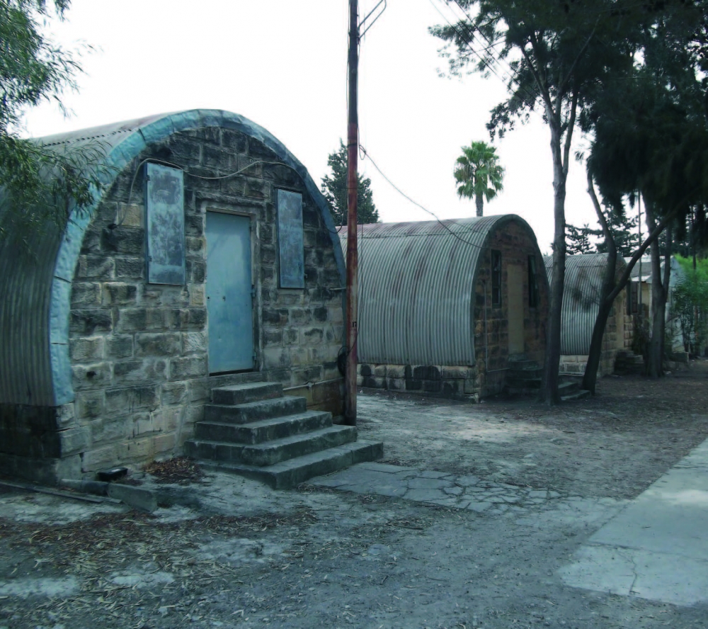 It-telqa li hemm tibda tidher minn qabel wieħed jasal fil-qalba tal-villaġġ
