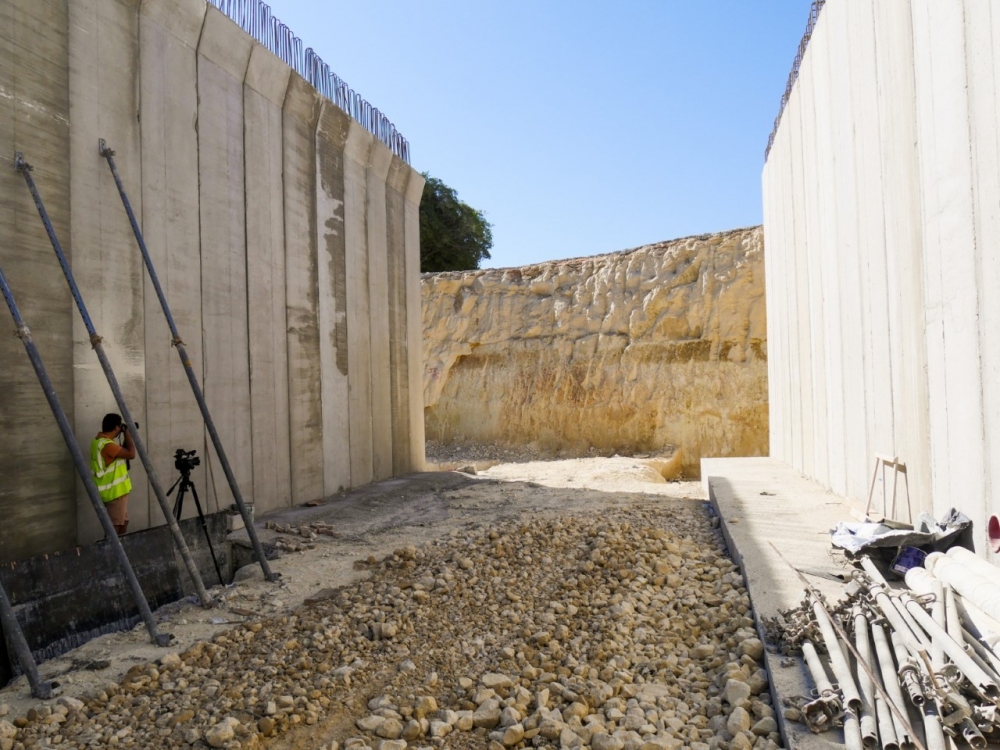 Ritratt tax-xogħolijiiet li għaddejjin fuq l-Underpass 