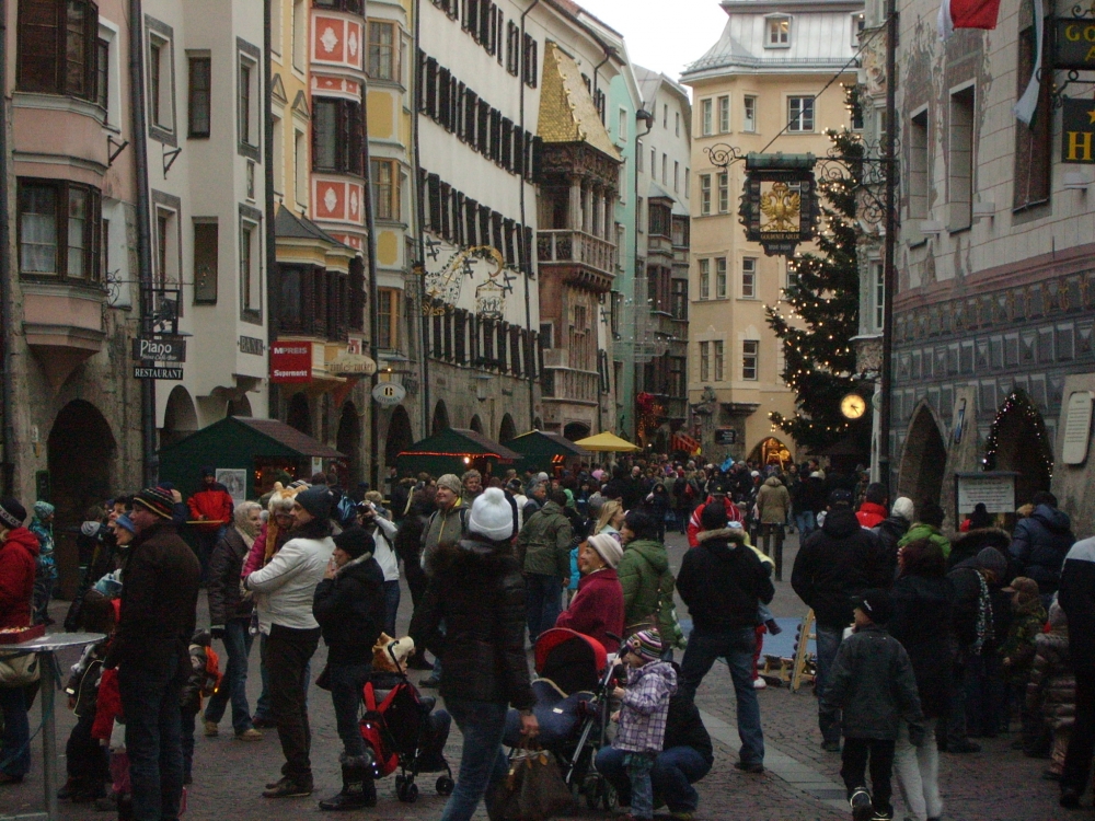 Innsbruck, belt Awstrijaka mdawra mid-dolomiti