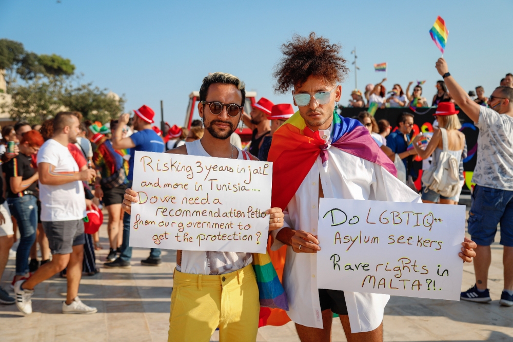 Chakib u Dali waqt il-gay pride tas-Sibt li għaddiet | Ritratt ta' Zak Farrugia