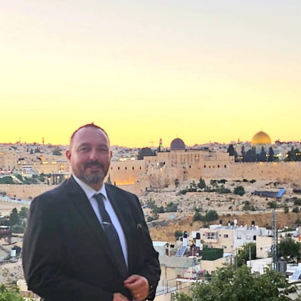 Franklin Aquilina f'Ġerusalem, fejn bħalissa qed ikun ospitat bħala l-Ambaxxatur