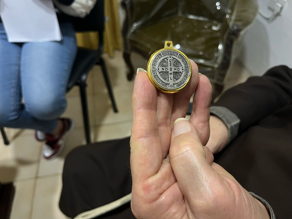 Il-Medalja ta' San Benedittu li tintuża waqt l-eżorċiżmu