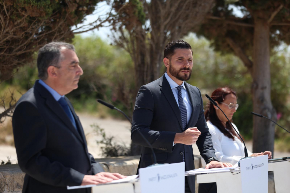 Alex Borg iwiegħed screenings tas-saħħa fiżika u mentali bla ħlas