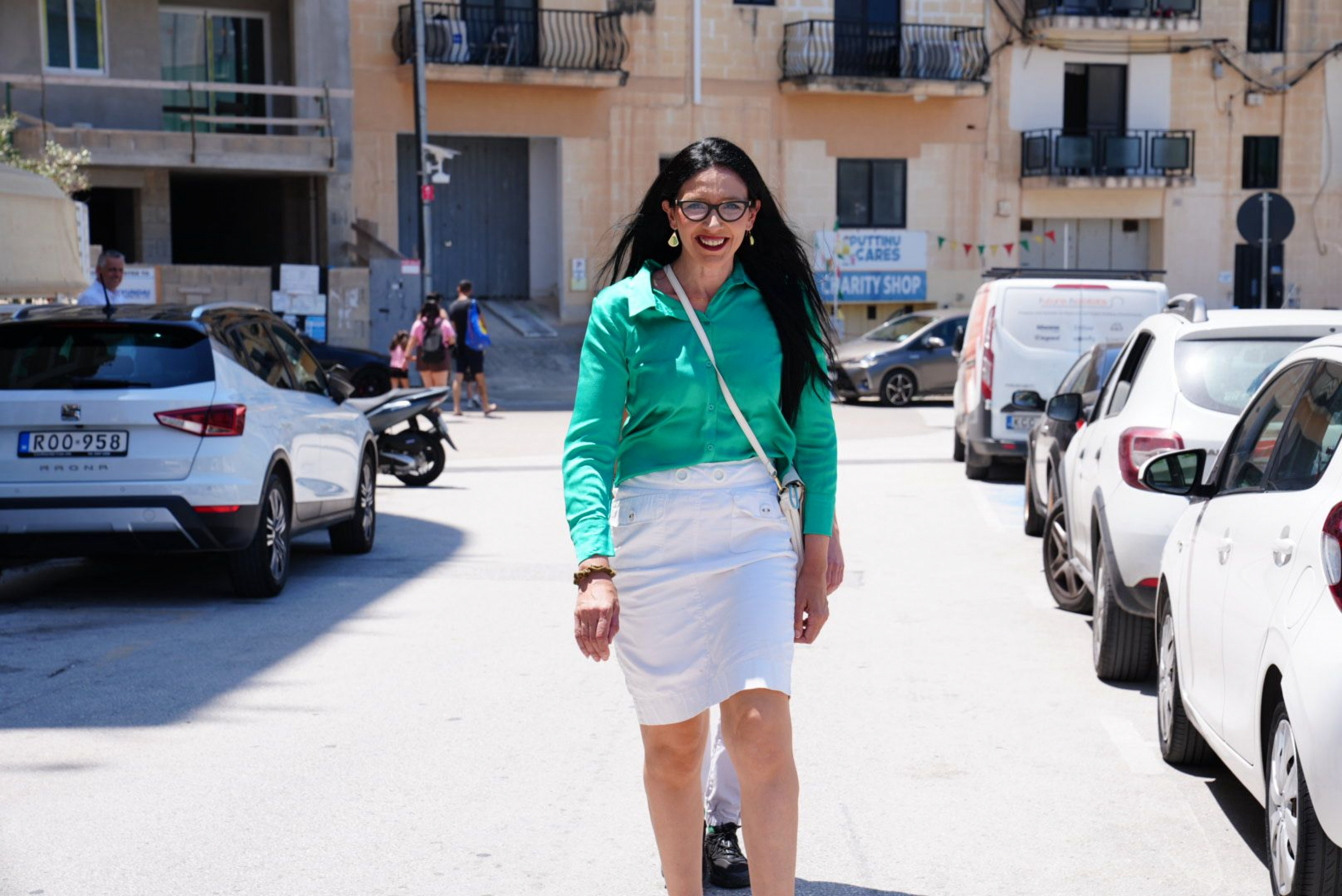 ARA|Sandra Gauci tivvota f’Buġibba u tappella biex il-votanti “jsemmgħu leħinhom”