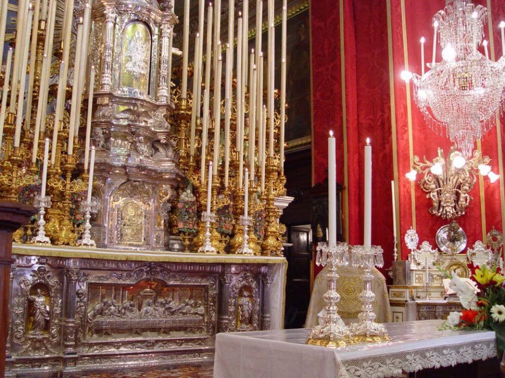 L-artal maġġur armat għall-festa prinċipali ta' Corpus fir-Rabat
