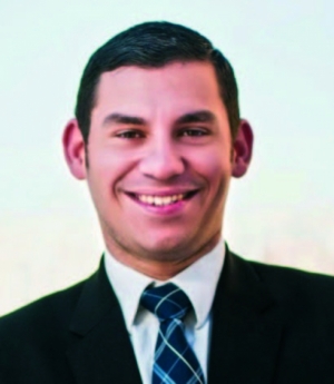 Cyrus Engerer jispara f’saqajh