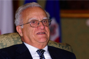 Eddie Fenech Adami lura d-dar