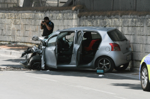 Mara u żewġt itfal l-isptar wara ħabta bejn żewġ karozzi fl-Iklin