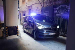Raġel maqbud fuq filmat f’hit-and-run fil-Marsa jitressaq il-Qorti