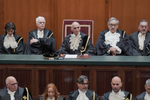 “Għinuna nipprovdu s-servizz tal-ġustizzja li pajjiżna jistħoqqlu,” jappella l-Prim Imħallef lill-MPs.